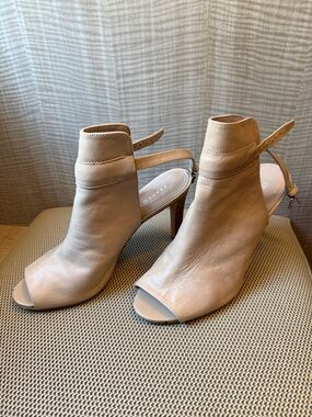 Franco Sarto Nude/Beige Leather Peep-Toe Slingback Heel Booties